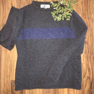 Field Gear sweater size small